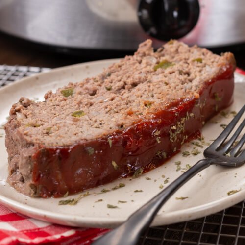 Easy Slow Cooker Meatloaf Recipe